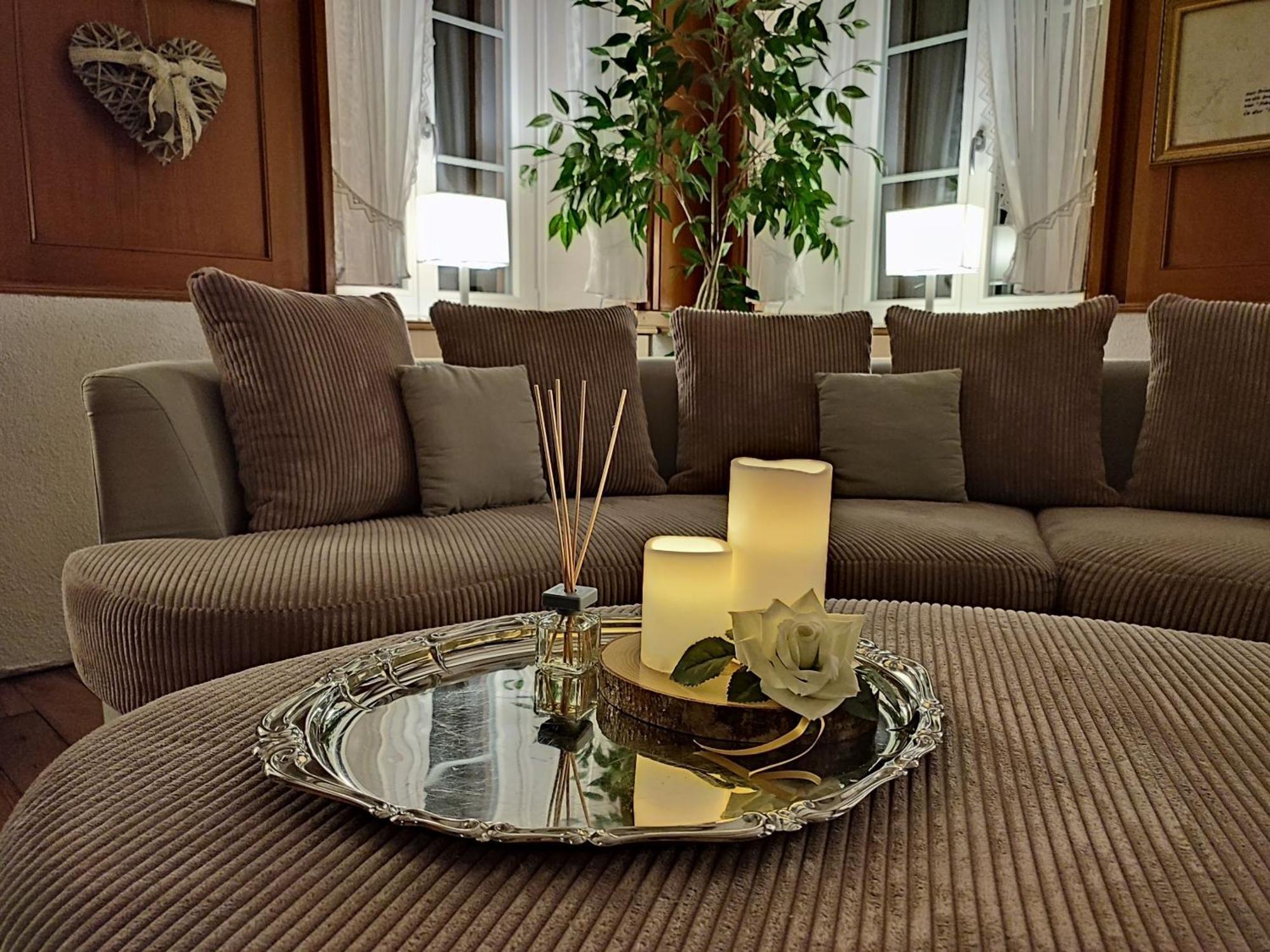 Boutique-Hotel Krone เดนซ์ลิงเงน ภายนอก รูปภาพ